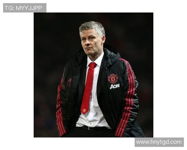 美式复古风格足球明星女性头像设计灵感与创意分享